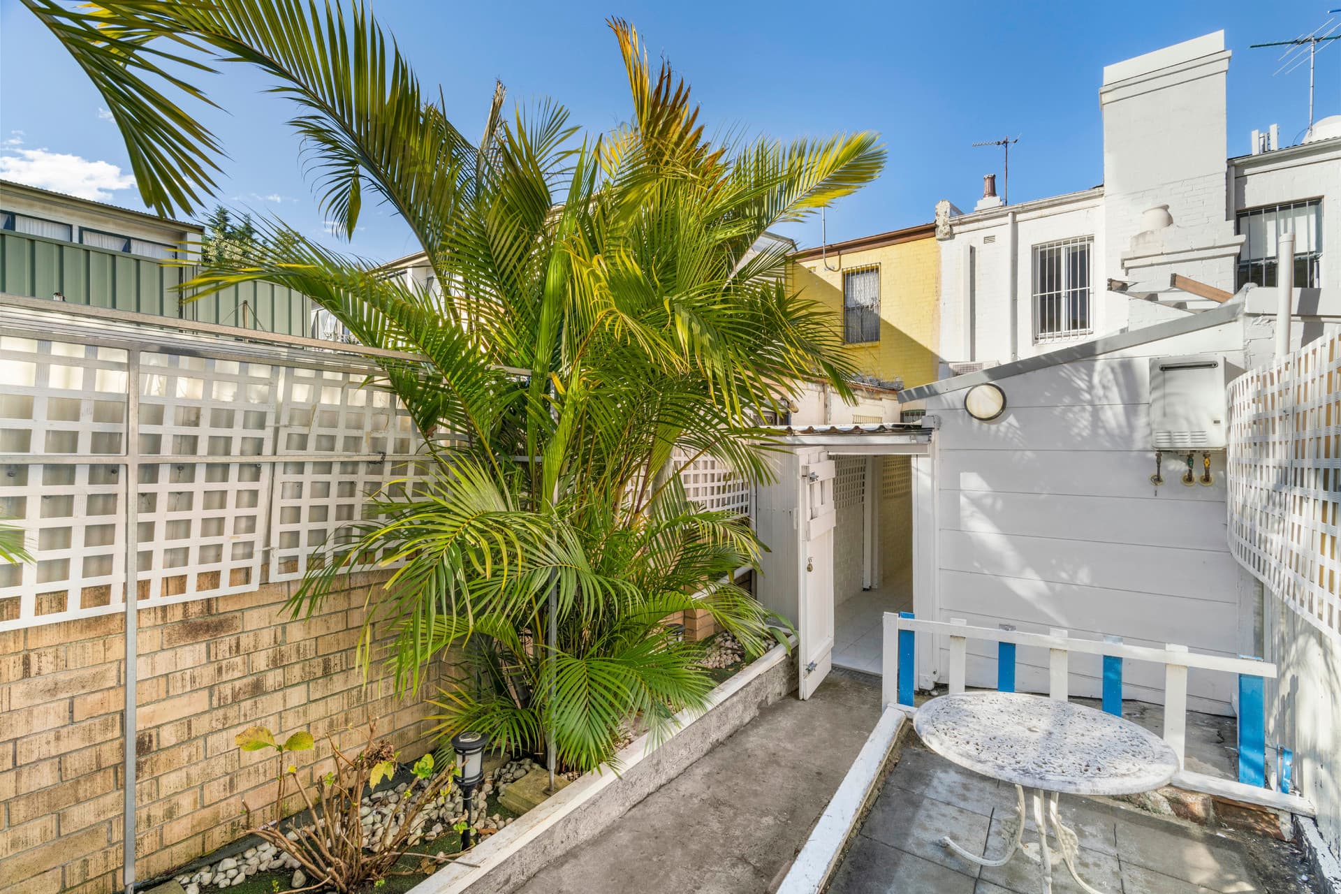 6 Douglas  Street, Redfern, Redfern - Thumbnail 3