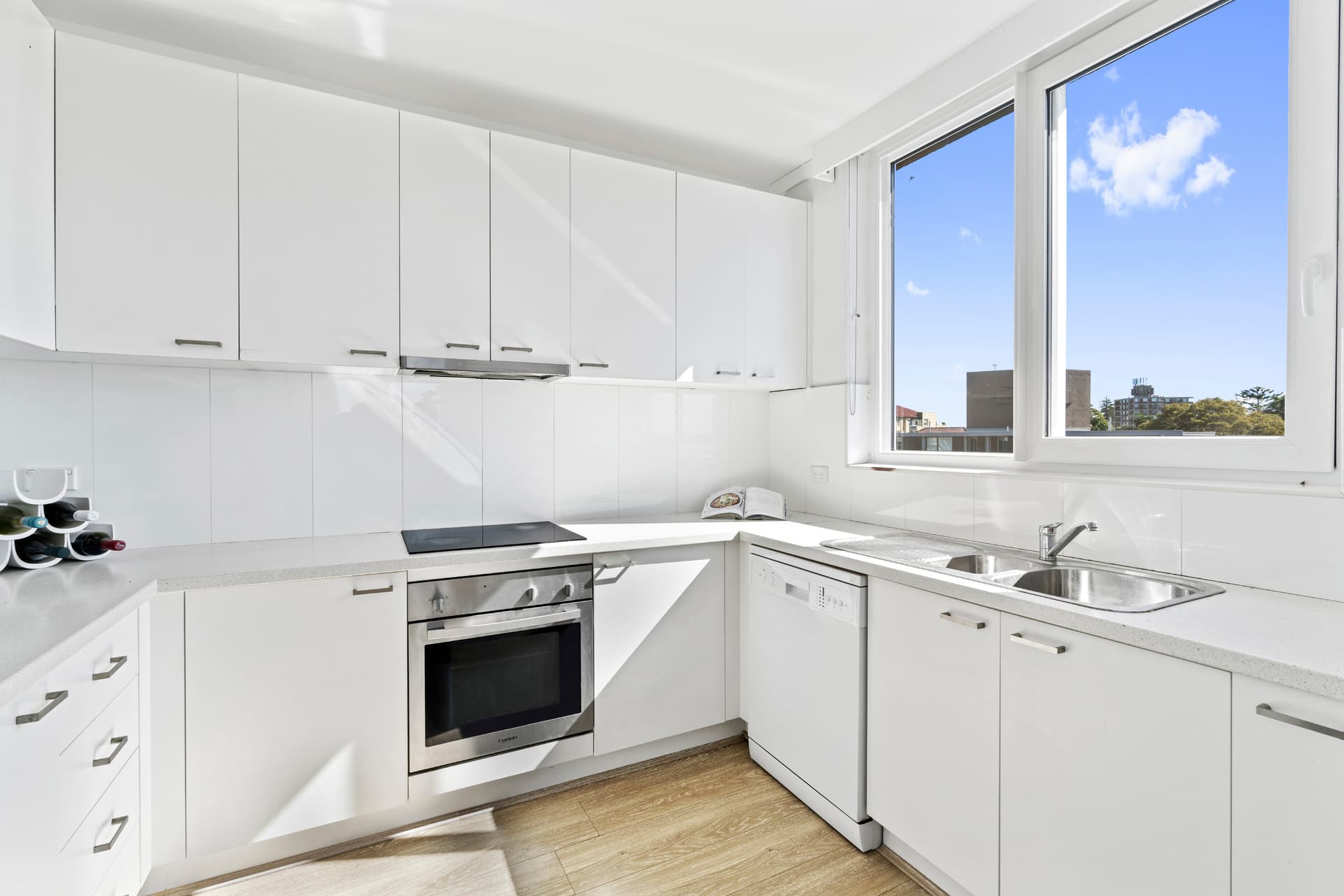 14/24A New Street, Bondi, Mascot - Image 1