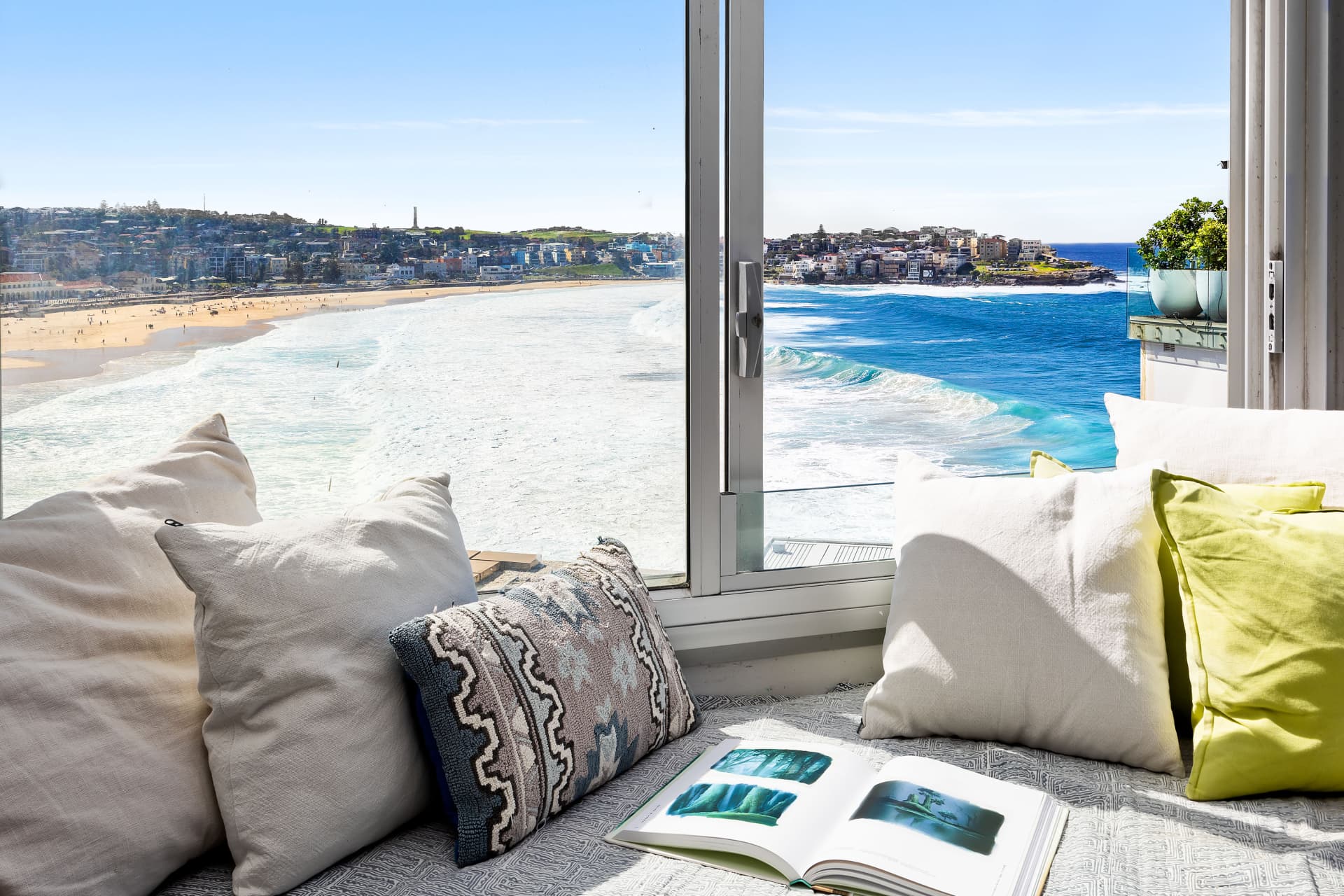 2B/3 Campbell Parade, Bondi Beach, Bondi Beach - Thumbnail 3