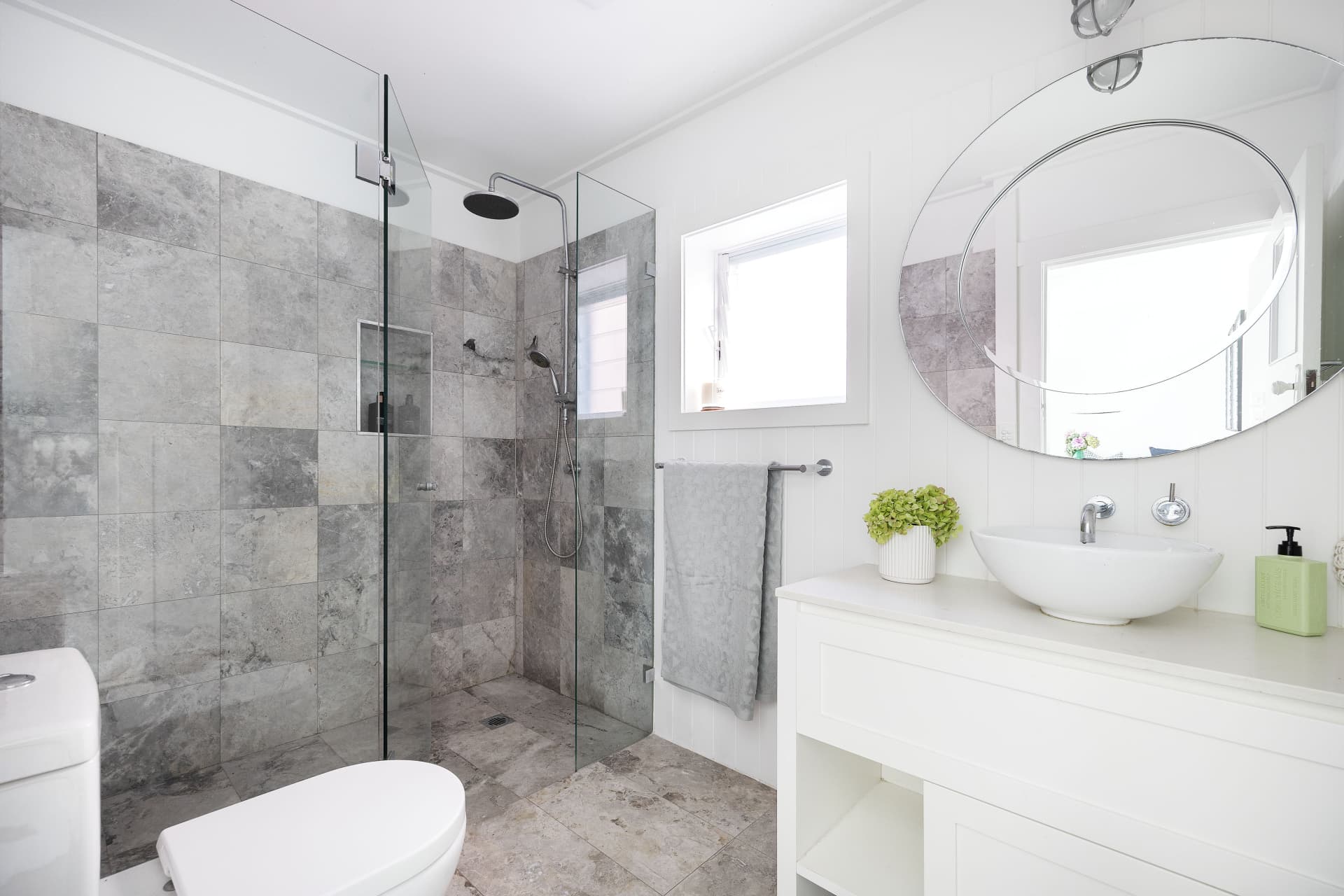 24 Dickson Street, Bronte, Bronte - Thumbnail 2