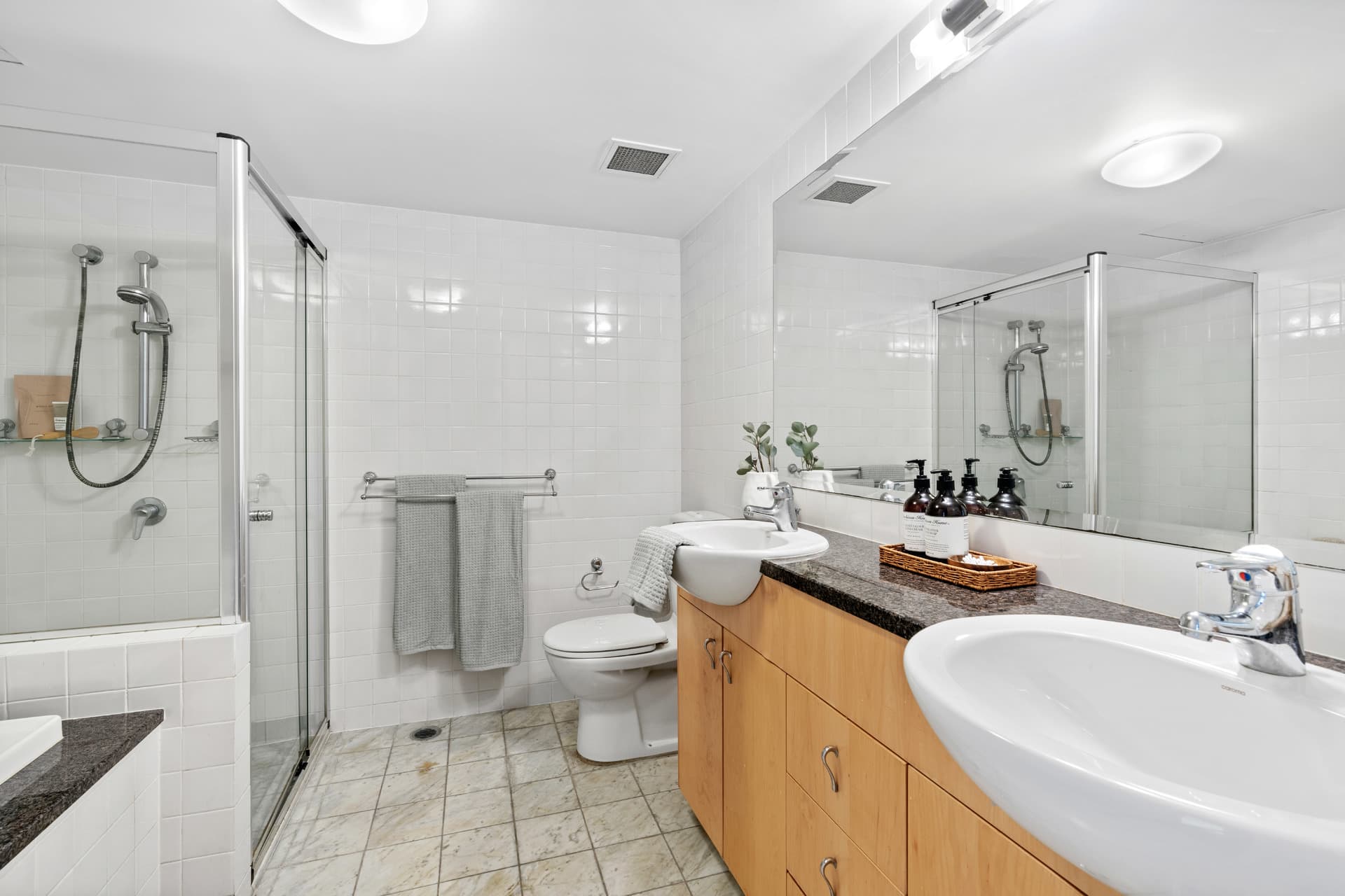 227/6E Cowper Wharf Roadway, Woolloomooloo, Woolloomooloo - Thumbnail 7