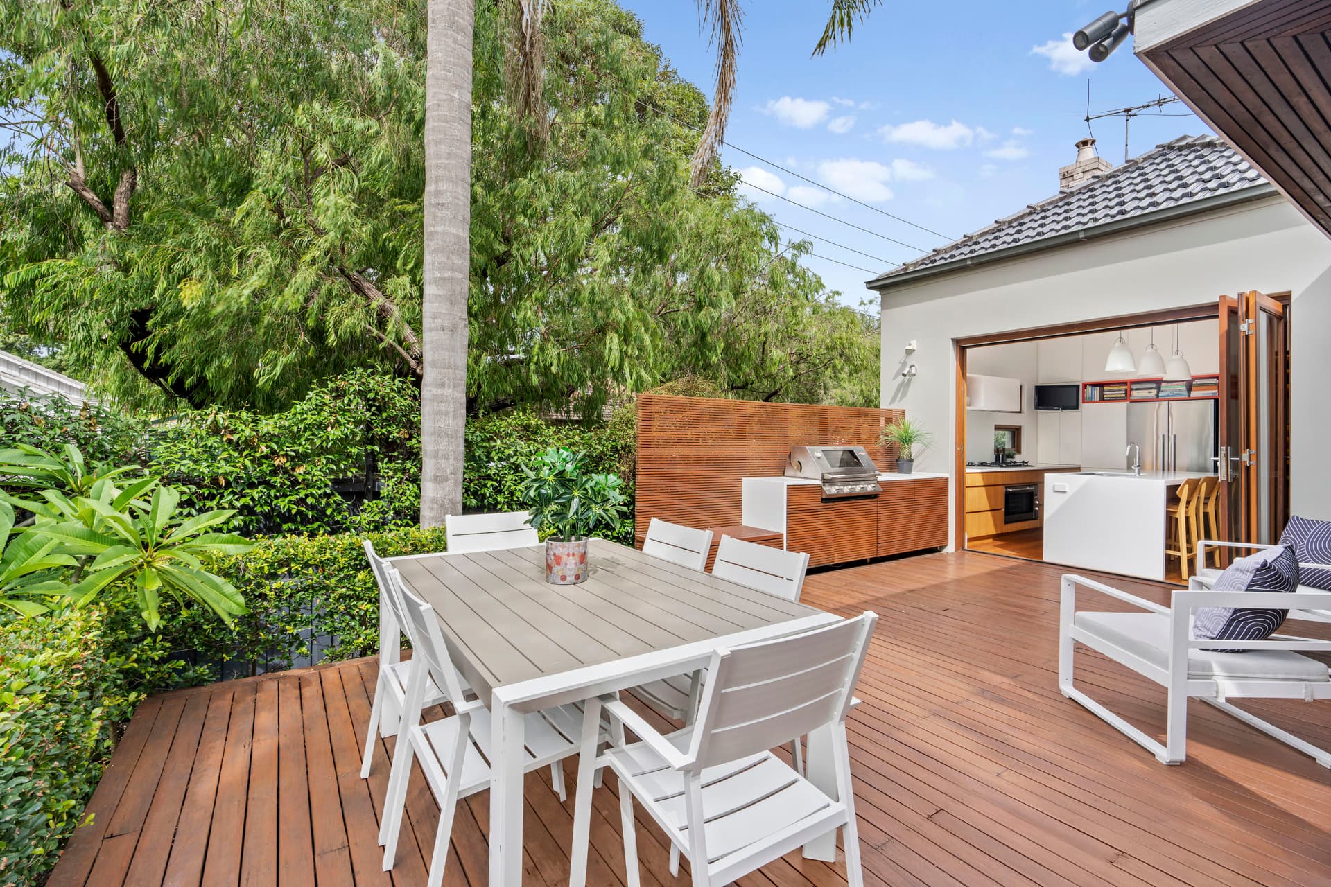 334 Doncaster Avenue, Kingsford, Kingsford - Thumbnail 2