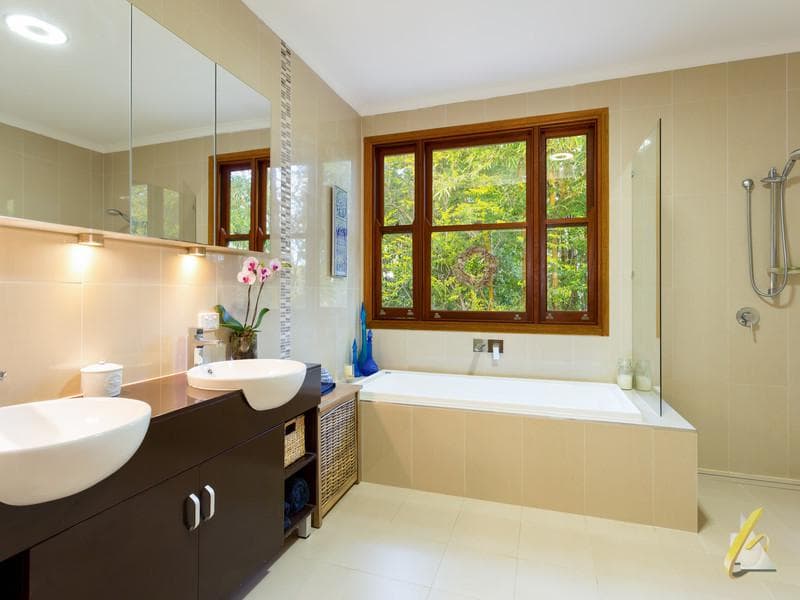 2/220 Old South Head Road (enter via Cambridge Avenue), Vaucluse, Anstead - Thumbnail 5