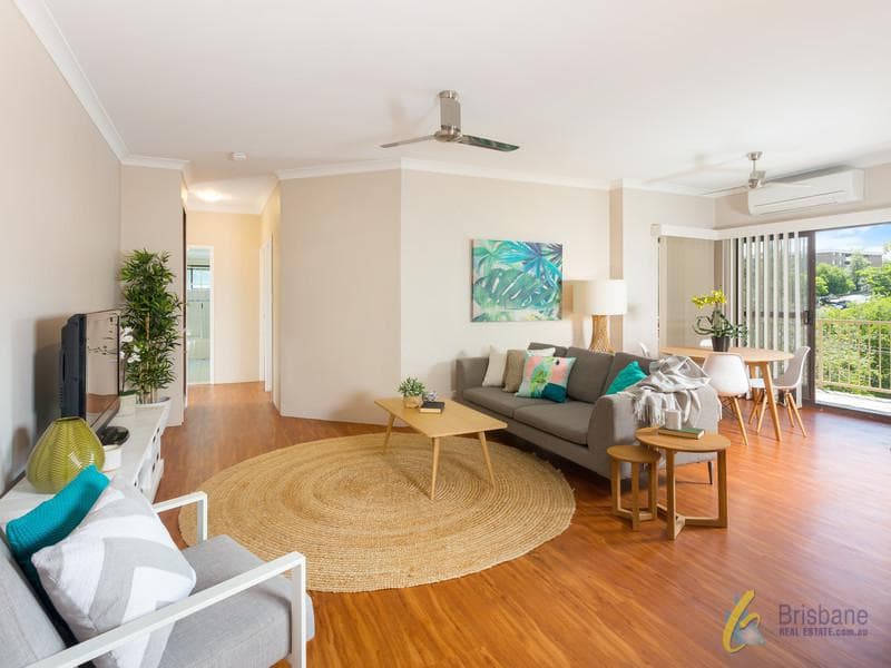 2/30 Armadale St,  St Lucia, St Lucia - Image 1