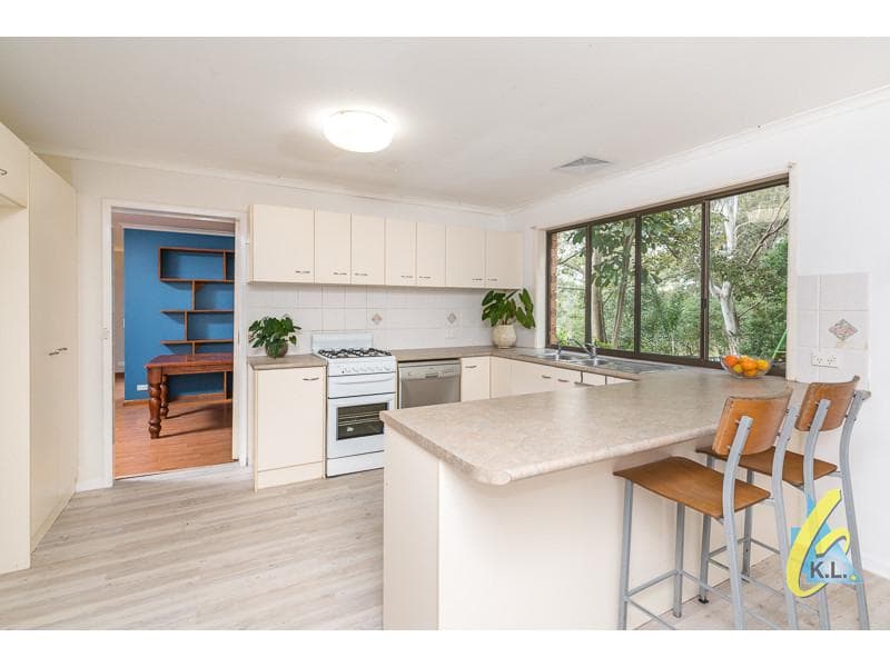 9 Whyalla Court,  Karana Downs, Karana Downs - Thumbnail 4