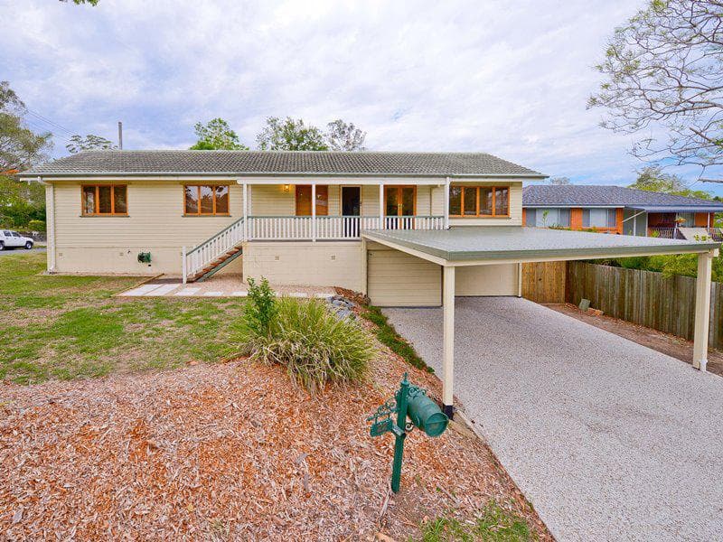 22 Aberfoyle Street,  Kenmore, Kenmore - Thumbnail 2