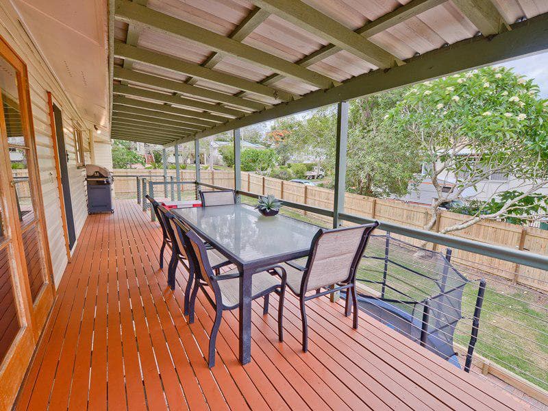 22 Aberfoyle Street,  Kenmore, Kenmore - Thumbnail 3