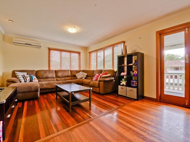 22 Aberfoyle Street,  Kenmore, Kenmore - Thumbnail 6