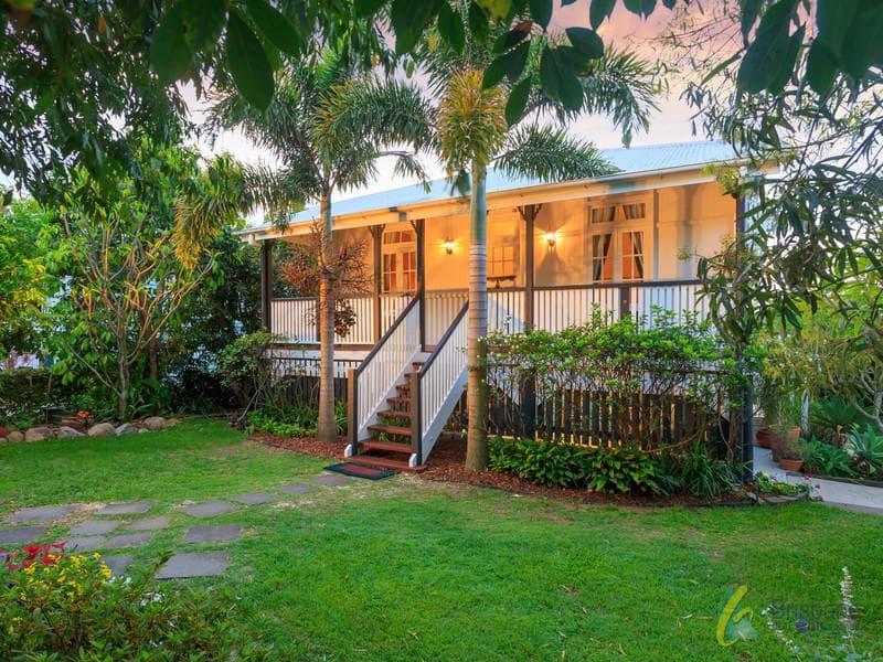 5 Menin Road,  Corinda, Corinda - Image 1