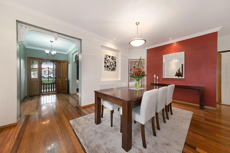 7 Lyndora Close,  Riverhills, Riverhills - Thumbnail 2