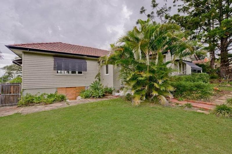 4 Kenmore Road,  Kenmore, Kenmore - Image 1