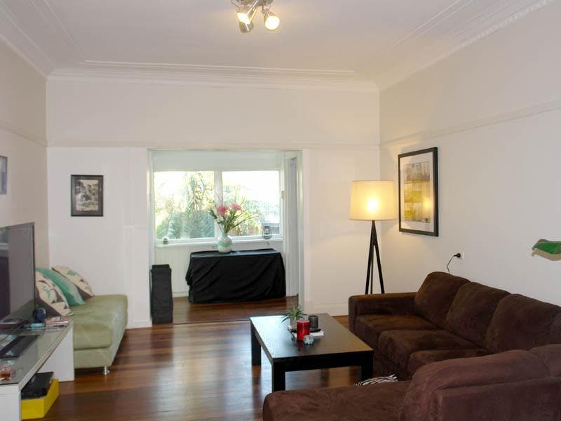 4 Kenmore Road,  Kenmore, Kenmore - Thumbnail 2
