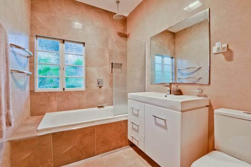 4 Kenmore Road,  Kenmore, Kenmore - Thumbnail 7