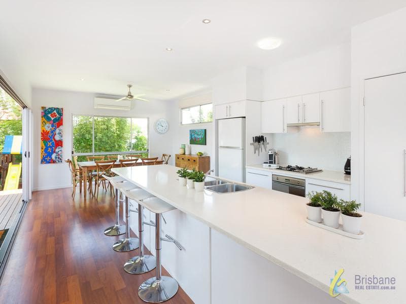 12 Tweedale Street, Graceville - Thumbnail 3