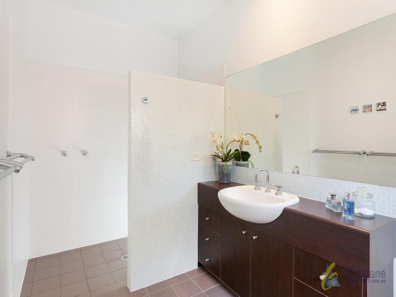 12 Tweedale Street, Graceville - Thumbnail 7
