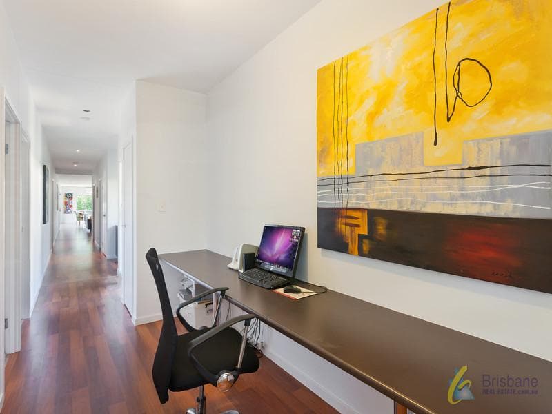 12 Tweedale Street, Graceville - Thumbnail 8