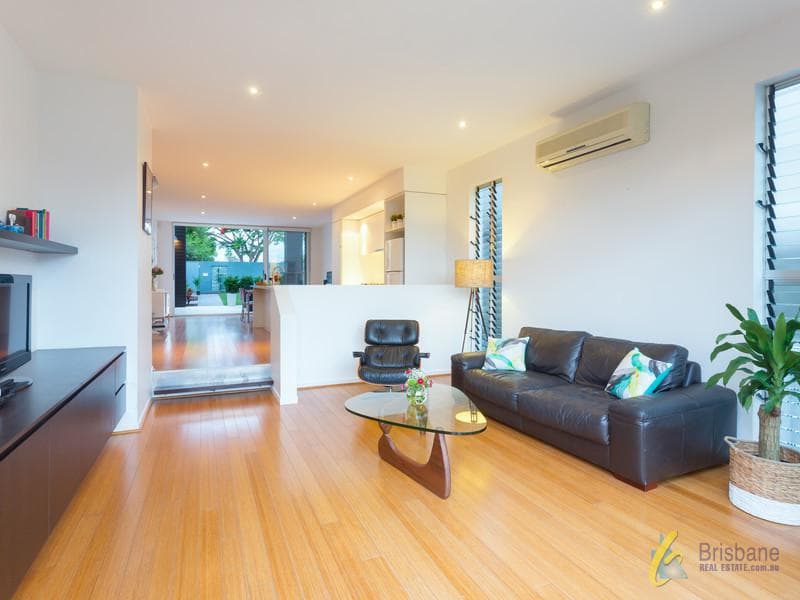 74 King Arthur Terrace,  Tennyson, Tennyson - Thumbnail 5
