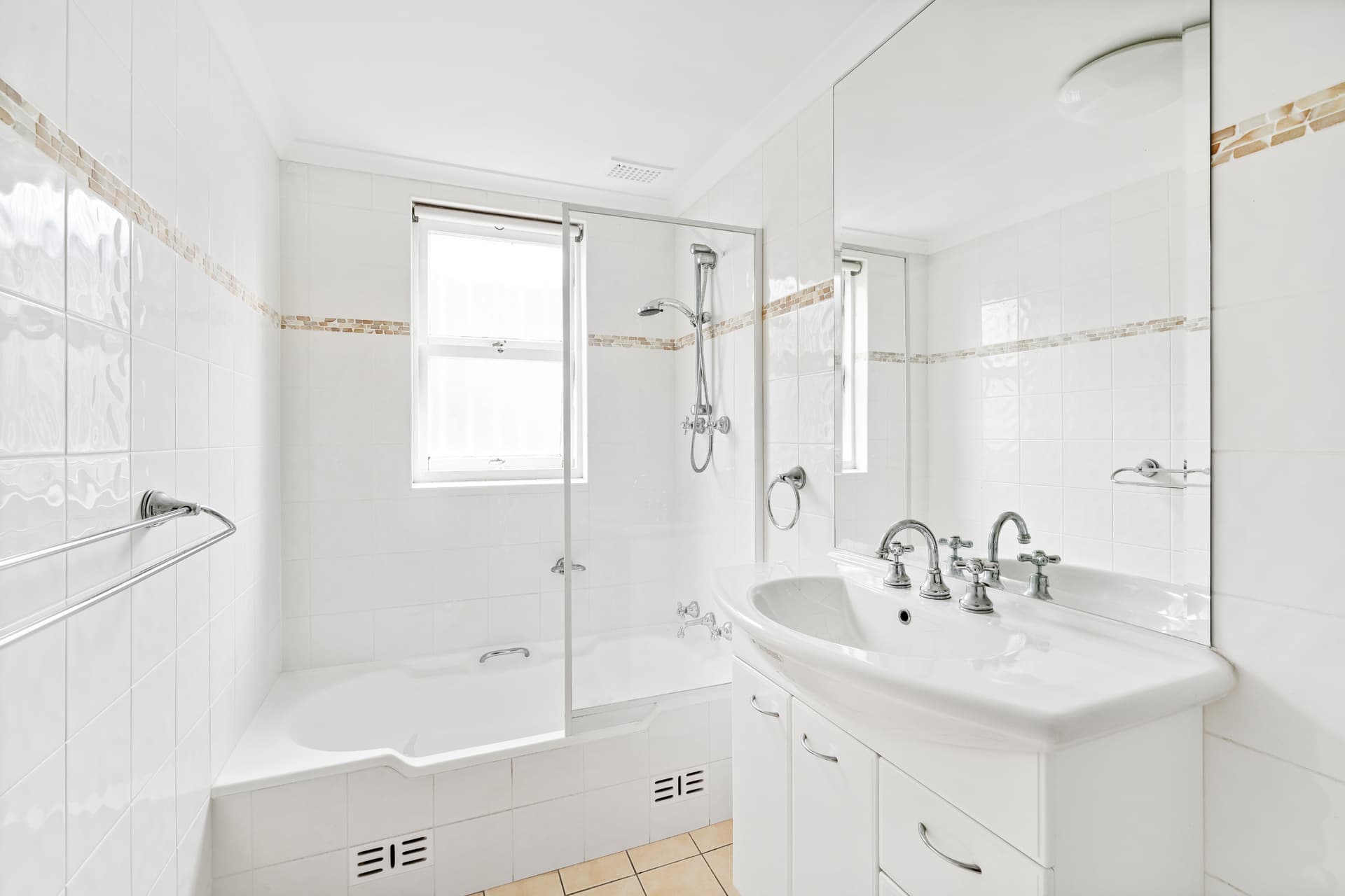 2/113 Oberon Street, Randwick, Middle Park - Thumbnail 3