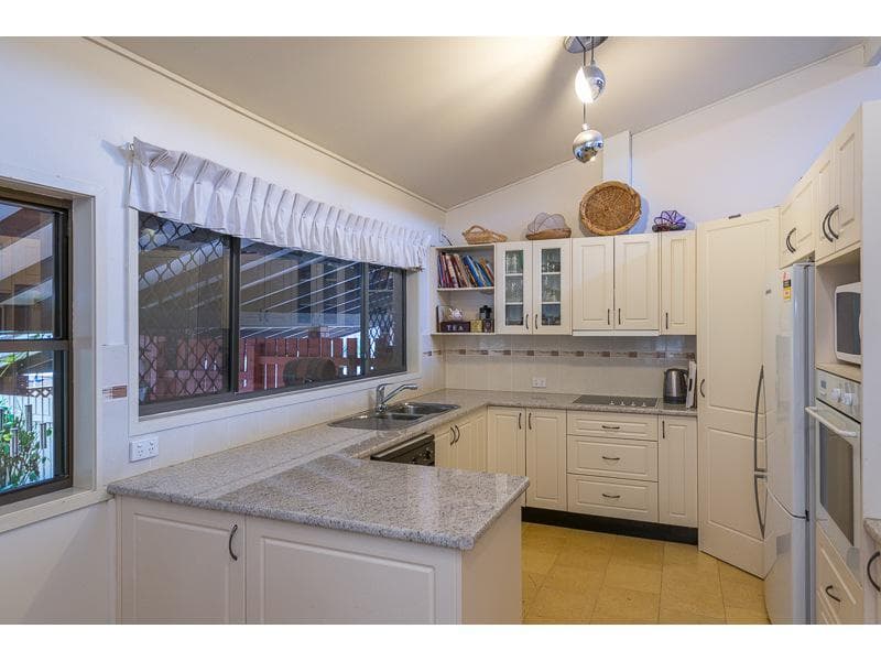 193 College Road,  Karana Downs, Karana Downs - Image 1