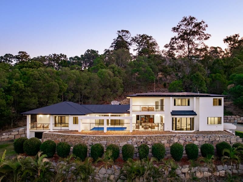 1/15 Eton Road, Pullenvale - Thumbnail 2