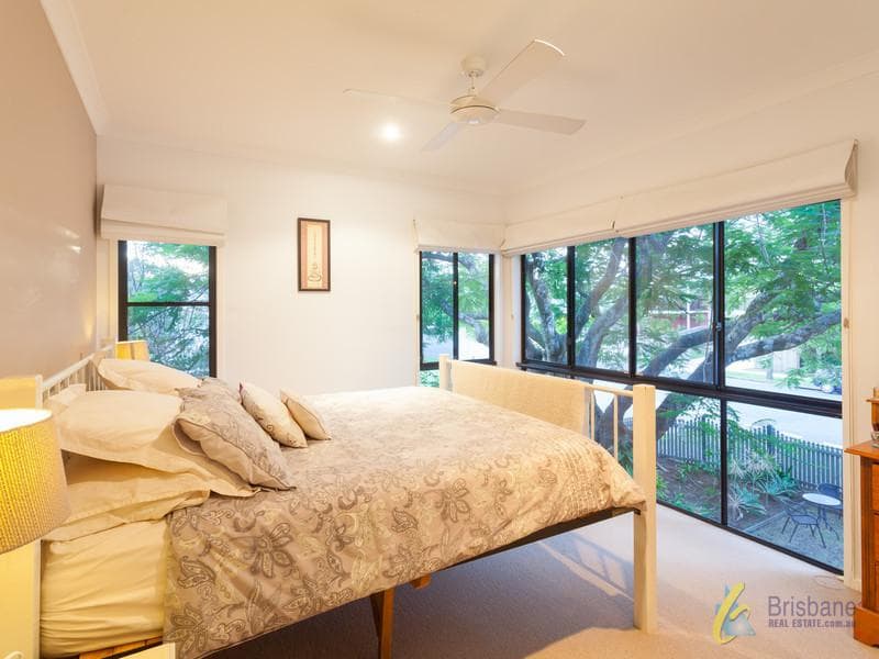 139 Strong Avenue, Graceville - Thumbnail 7