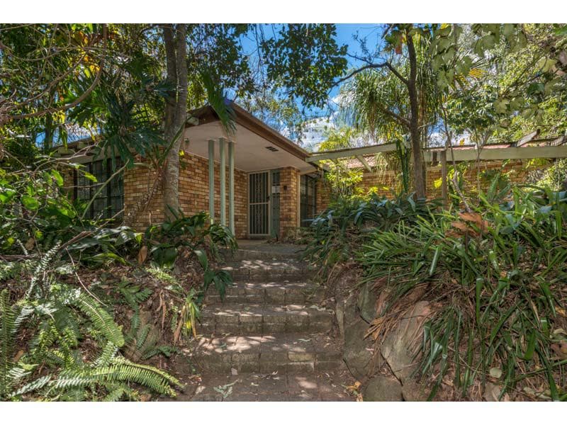 17 Thoona Close,  Karana Downs, Karana Downs - Image 1