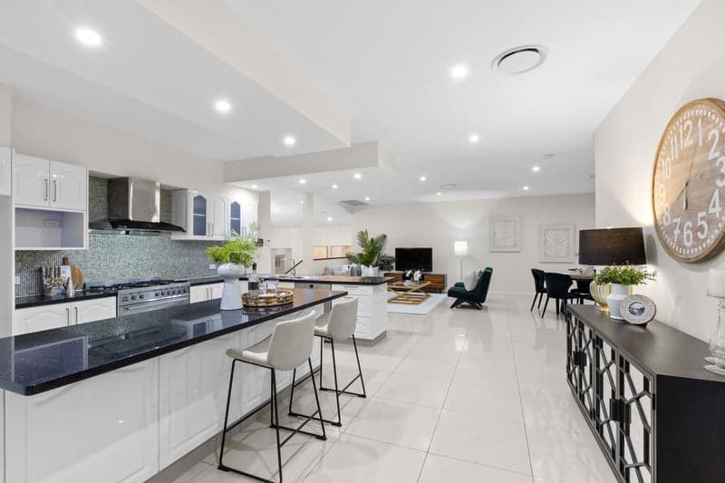 3/16 Salisbury Road, Kensington, Forest Lake - Thumbnail 2