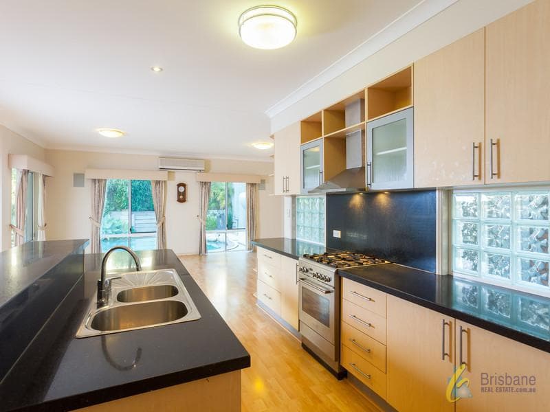 46 The Esplanade, Forest Lake - Thumbnail 5