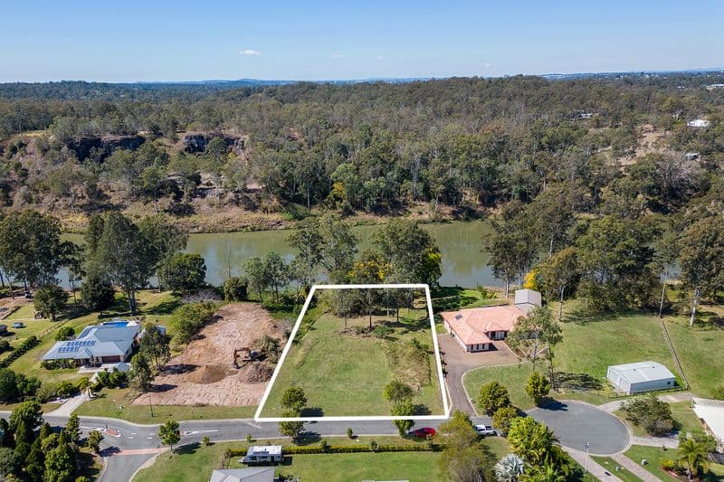 7/1 St Thomas Street, Bronte, Karalee - Image 1