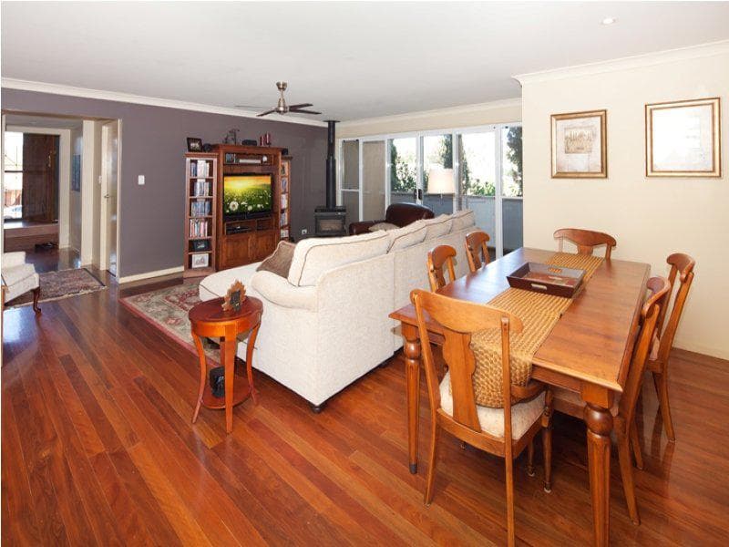 8 Evergreen Close,  Kenmore, Kenmore - Thumbnail 2