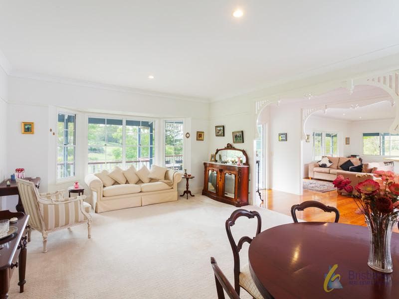 11 Peronne Place, Brookfield - Thumbnail 5