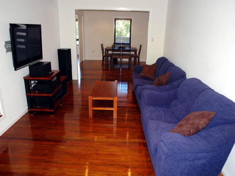 3/117 Carrington Road, Chapel Hill - Thumbnail 4