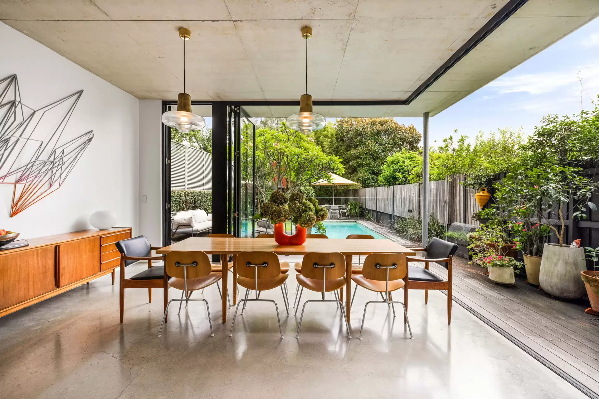 9/9-11 Macpherson Street, Waverley, Forest Lake - Thumbnail 2