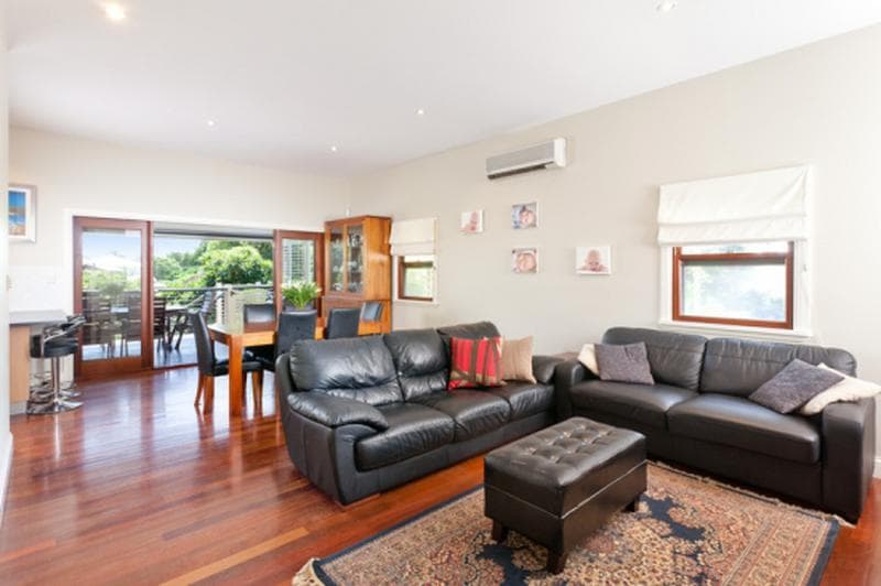 606/84-108 Anzac Parade, Sherwood - Thumbnail 2