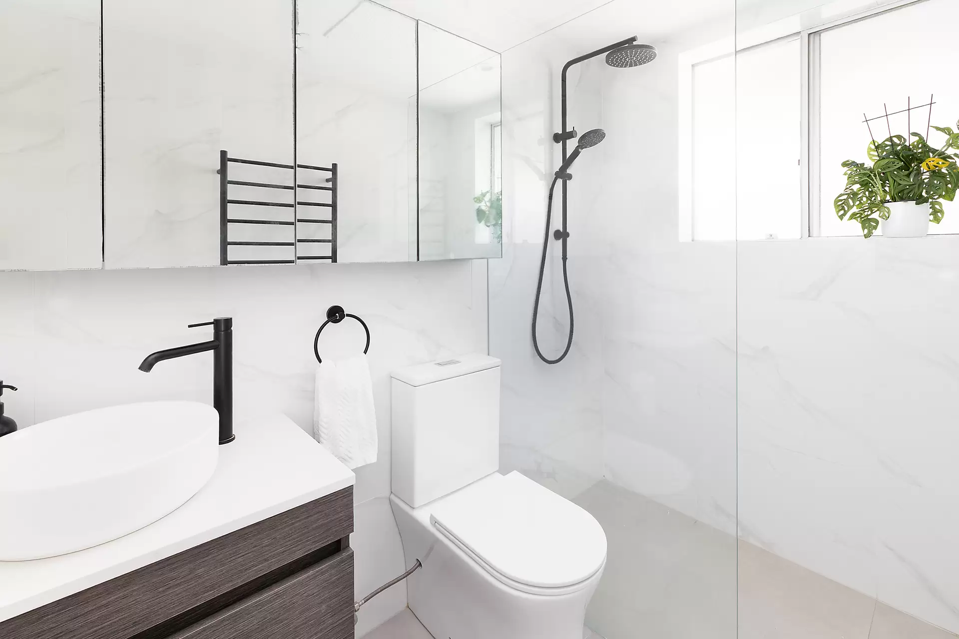 16/21-23 Koorala Street, Manly Vale, Forest Lake - Thumbnail 3