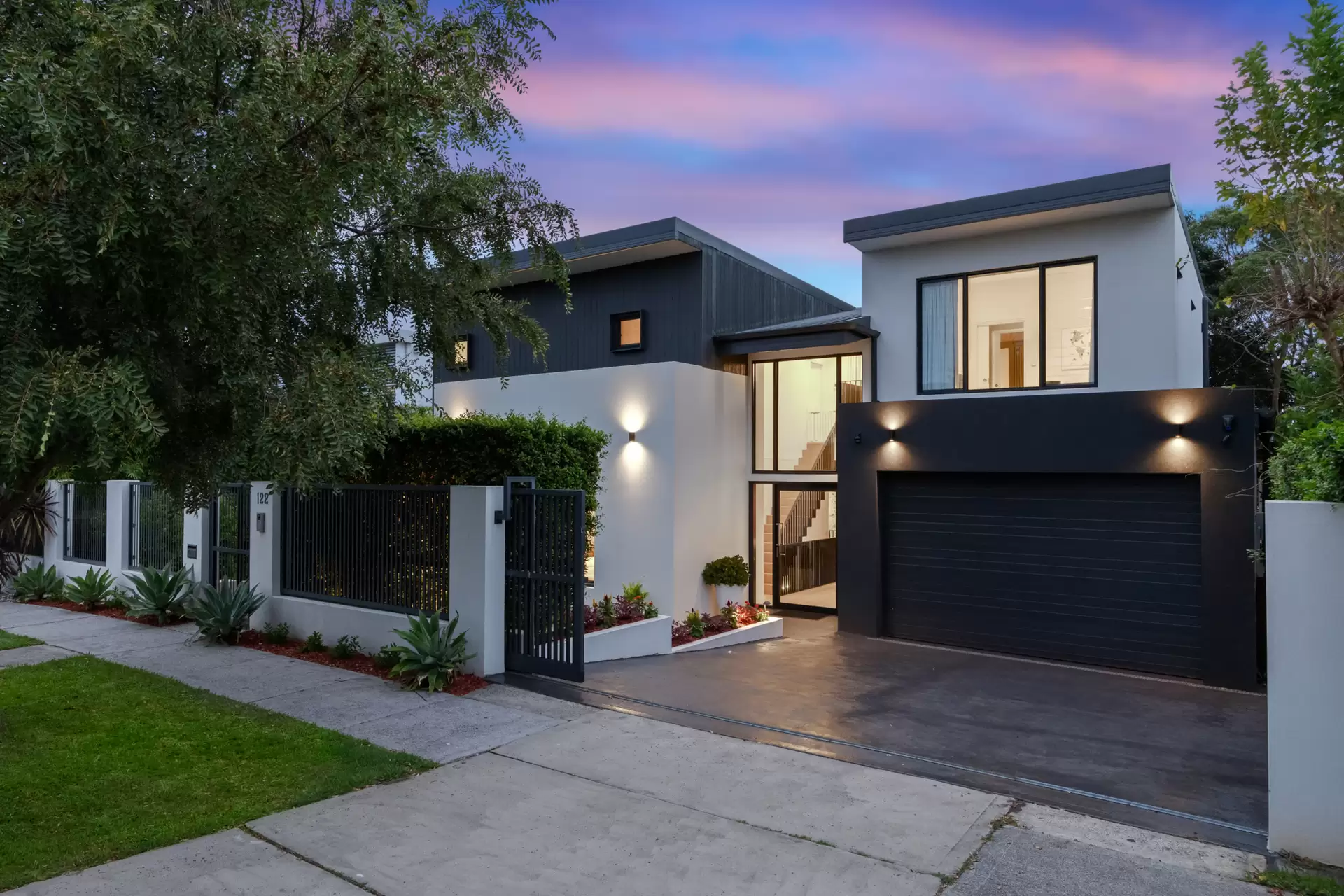 4/302 Birrell  Street, Bondi, Springfield Lakes - Thumbnail 2