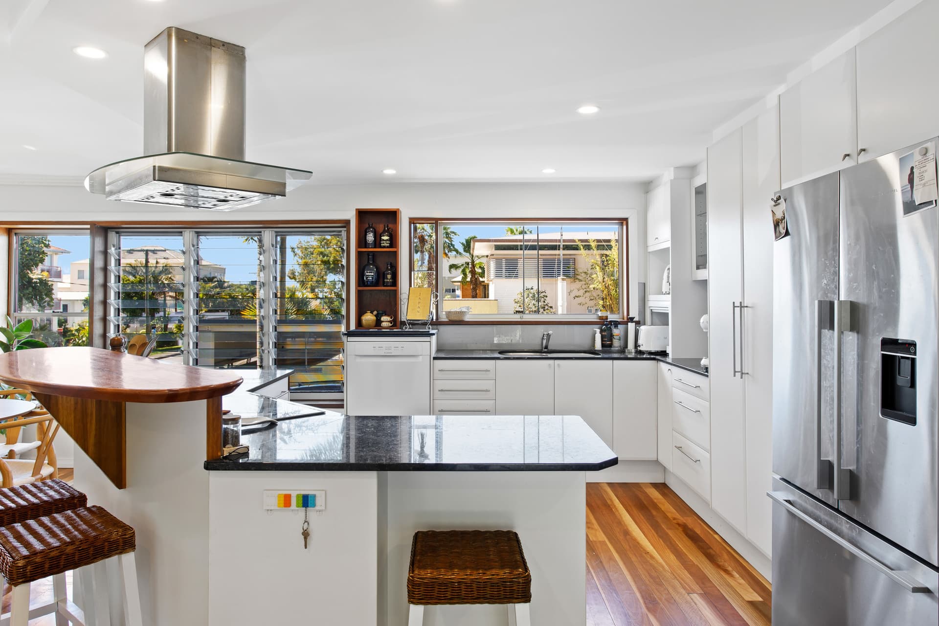 1 & 2/15 Chairlift Avenue, Mermaid Beach, QLD, 4218, Mermaid Beach - Thumbnail 4