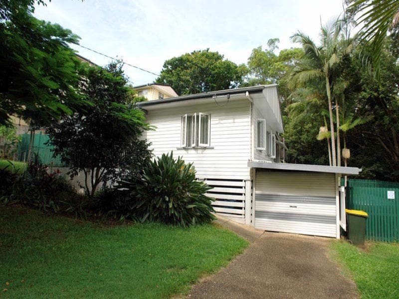 30 Woodstock Avenue,  Taringa, Taringa - Image 1