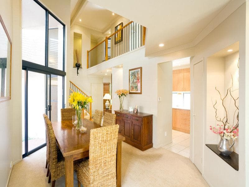 18 Hall Street,  Sherwood, Sherwood - Thumbnail 2