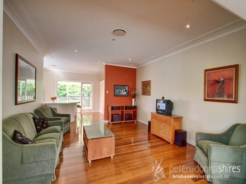 144 Waverley Road,  Taringa, Indooroopilly - Thumbnail 3