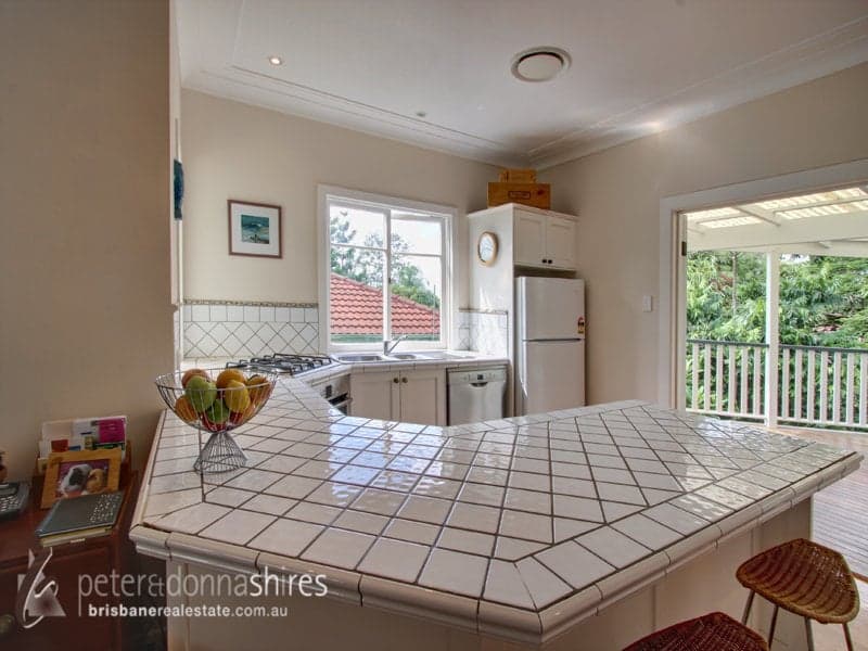 144 Waverley Road,  Taringa, Indooroopilly - Thumbnail 4