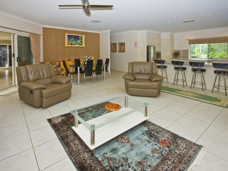 1/18 Oaks Avenue, Pullenvale - Thumbnail 5