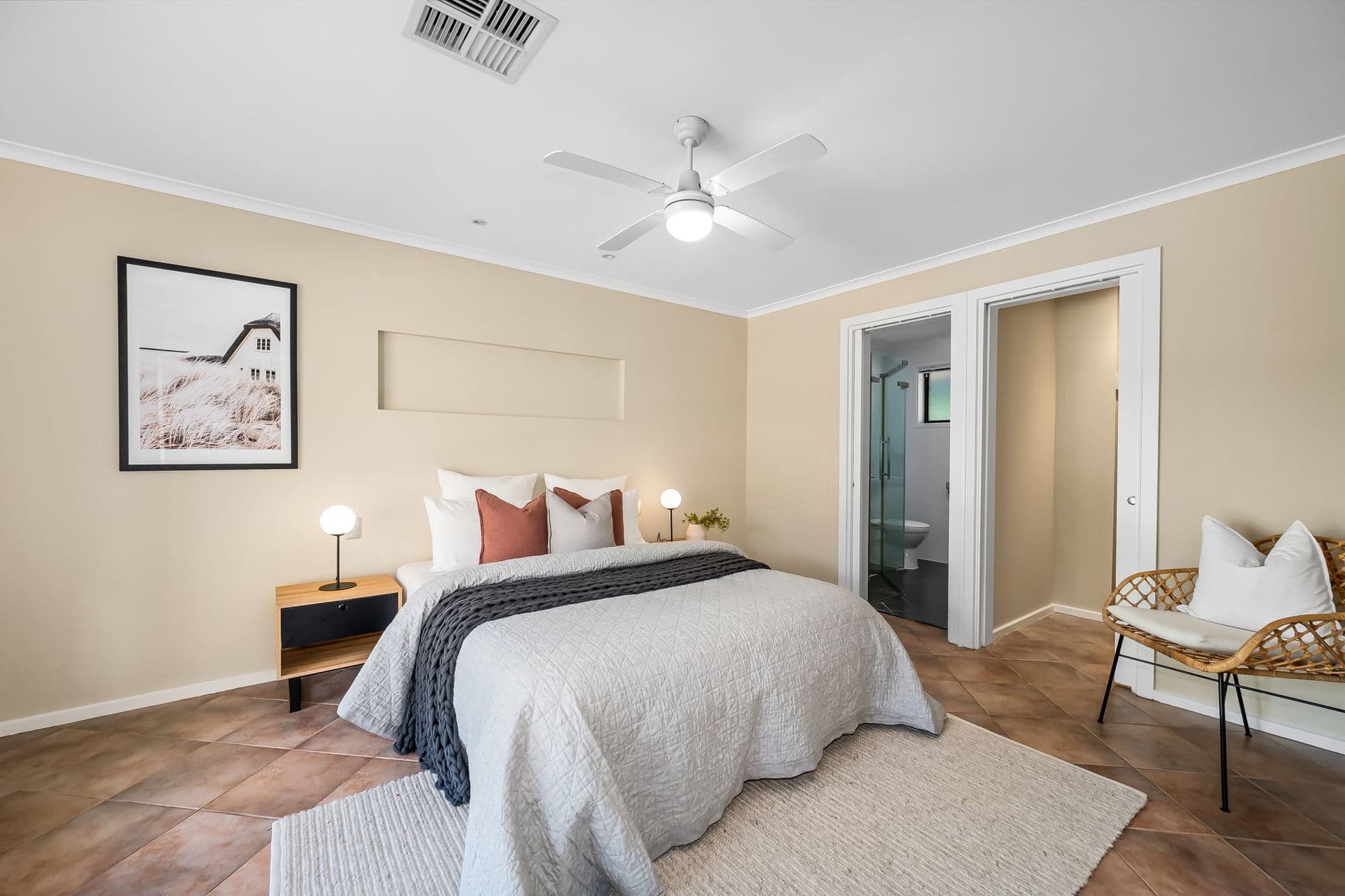 5 Cedric Avenue, Redwood Park - Thumbnail 8