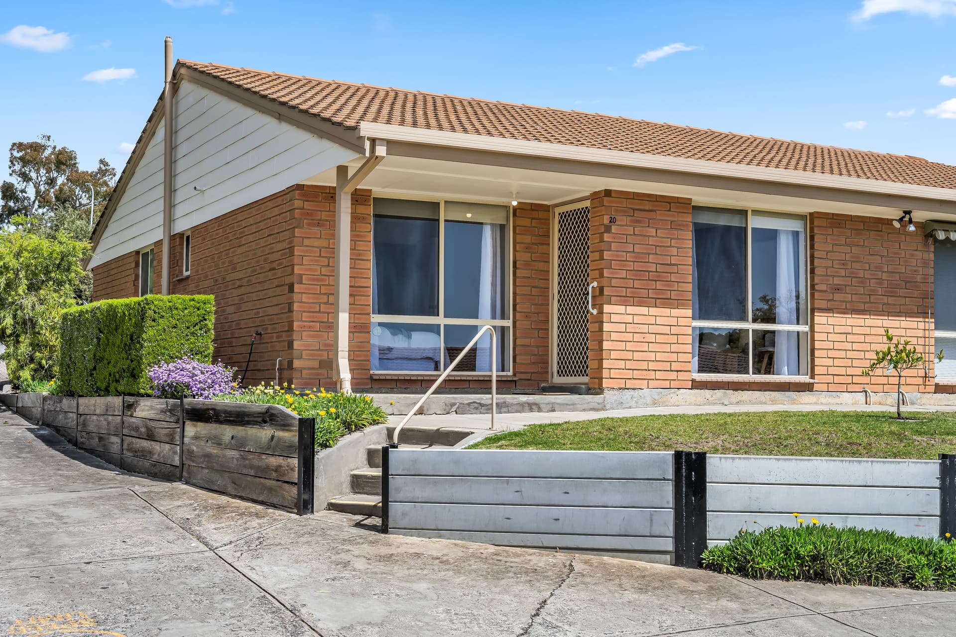 20/1 Lyric Street, Aberfoyle Park - Image 1