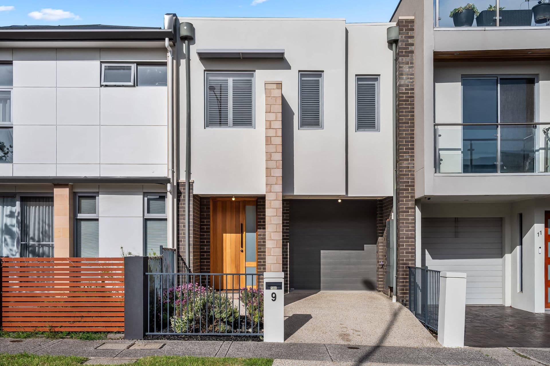 9 Waterford Circuit, Lightsview - Image 1