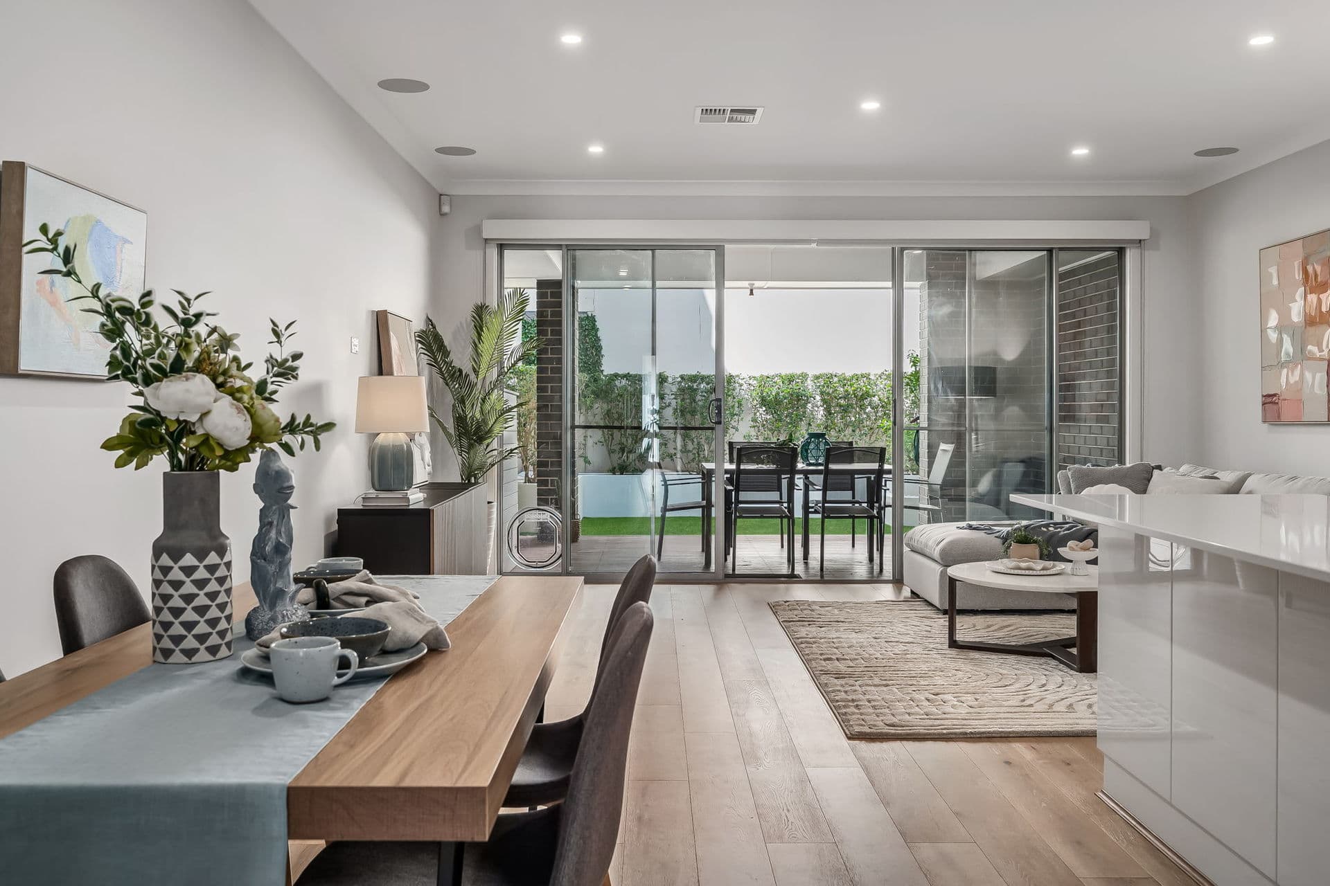 9 Waterford Circuit, Lightsview - Thumbnail 2