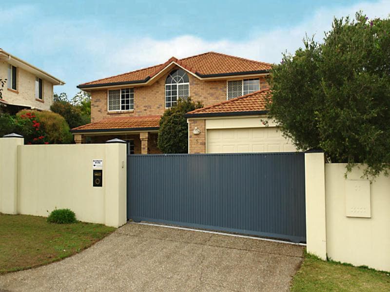 5 Arncliffe Close,  Carindale, Carindale - Image 1