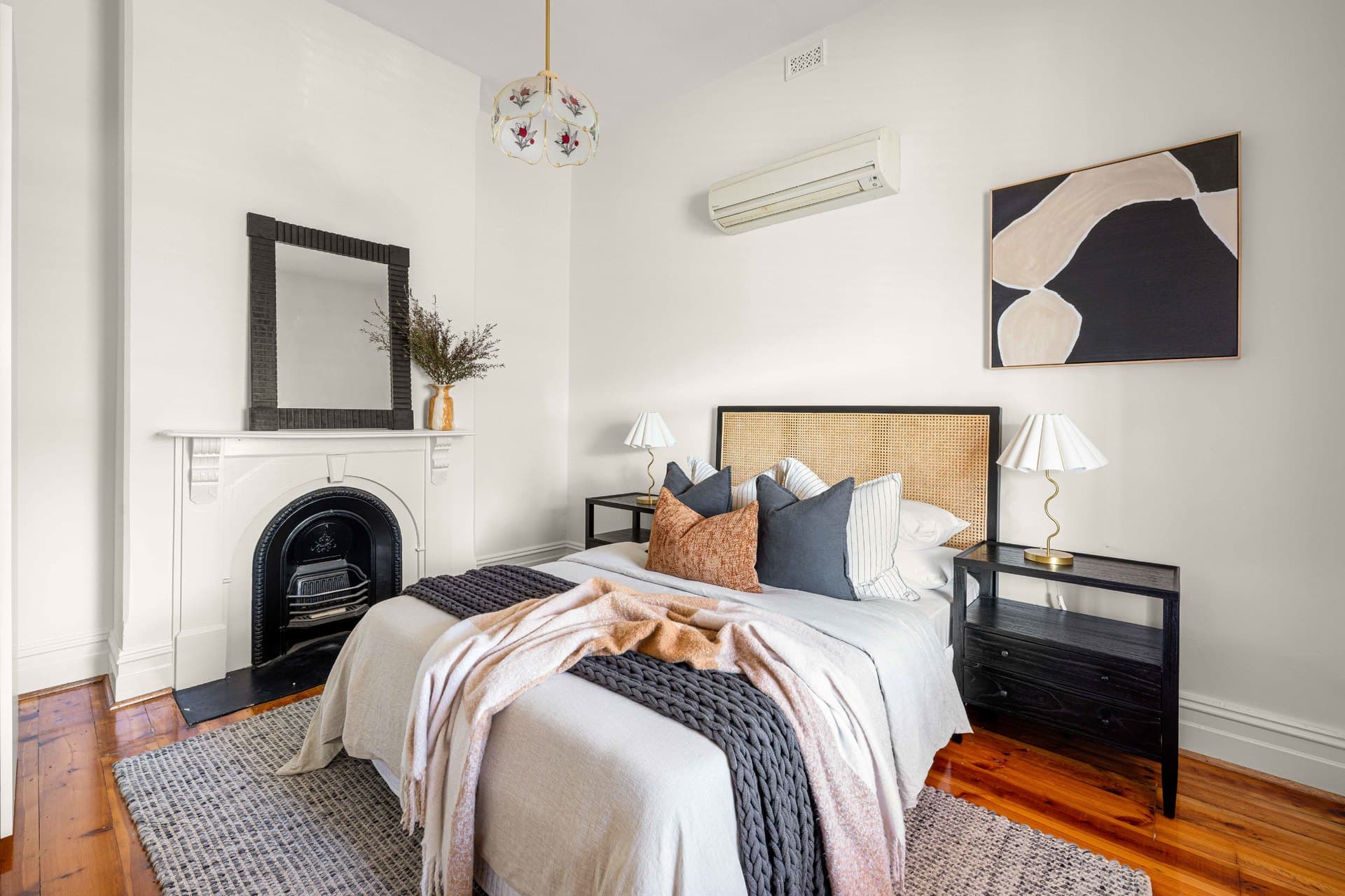 32 Wells Street, Stepney - Thumbnail 3