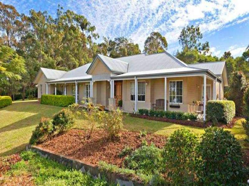 2/15 Sully Street, Randwick, Pullenvale - Image 1