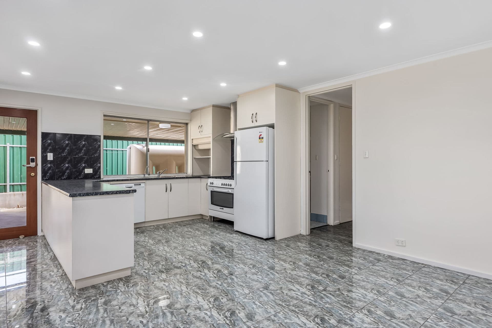 1 Gold Court, Modbury North - Thumbnail 7